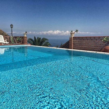 Villa Branco タオルミーナ エクステリア 写真
